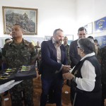 SecretÃ¡rio de ComunicaÃ§Ã£o e cultura JoÃ£o Debiasi recebendo na Casa do ExpedicionÃ¡rio a CondecoraÃ§Ã£o medalha tenente Max Wolf Filho.