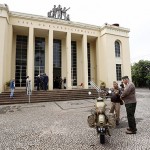 SecretÃ¡rio de ComunicaÃ§Ã£o e cultura JoÃ£o Debiasi recebendo na Casa do ExpedicionÃ¡rio a CondecoraÃ§Ã£o medalha tenente Max Wolf Filho.