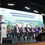 Enio Verri fazendo o seu discurso de posse como diretor-geral da Itaipu-interna-1- foto-Camila Tonett