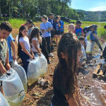 Soltura de peixes - Rio Vivo - SEDEST (1)